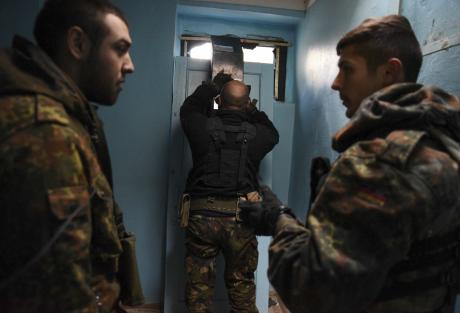 March 2015: Azov fighters at Shyrokino, Mariupol. (c) Mstyslav Chernov / AP / Press Association Images. All rights reserved.